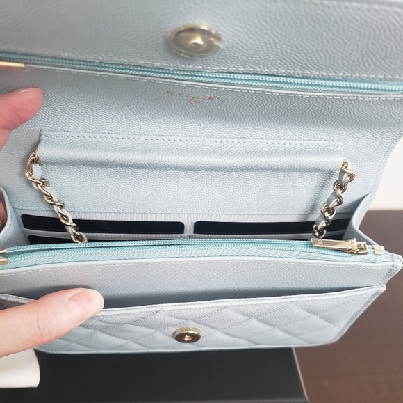 Chanel WOC, blue, light gold hw, caviar, BNIB - Picture 9 of 16